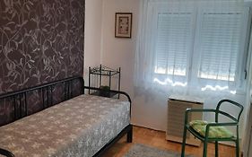 Eszterlánc Apartman Eger